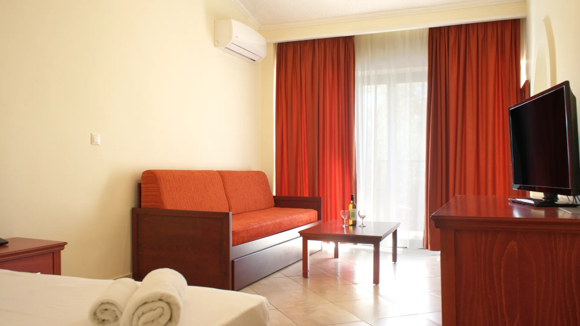 Apartments   A 004