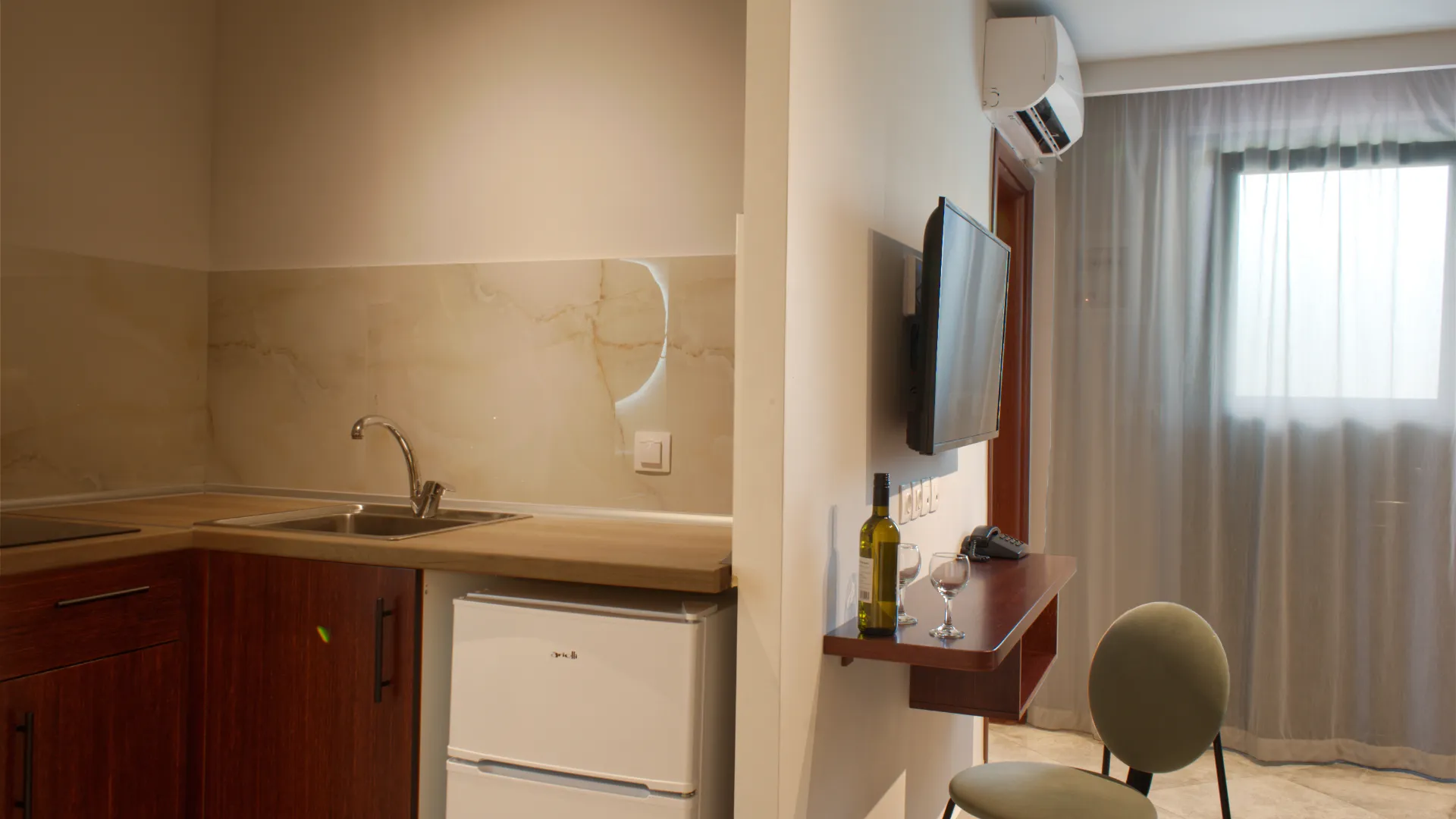 Apartments   B 006